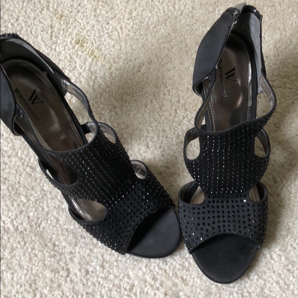 Black sandals